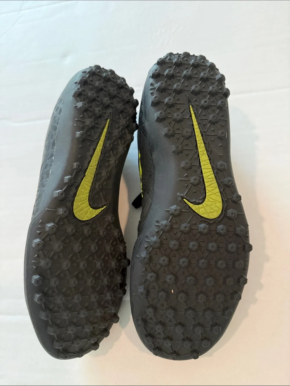 Men’s Nike Hypervenom Soccer Cleats - Size 7